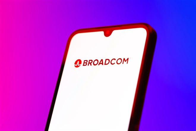 Prague, Czechia - 10 21 2024: Smartphone on surface showing Broadcom logo. — Stock Editorial Photography